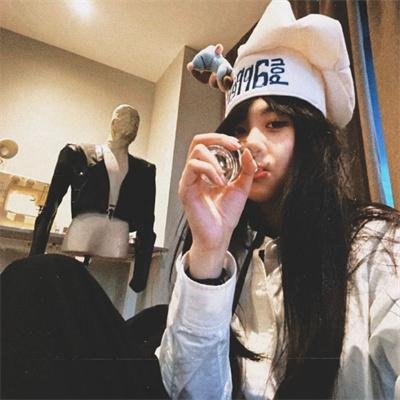 闪光的羽毛